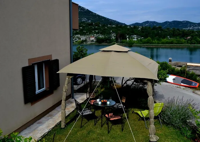 Apartment Cvijanovic Ploce (Dubrovnik-Neretva)